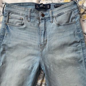 Hollister jeans